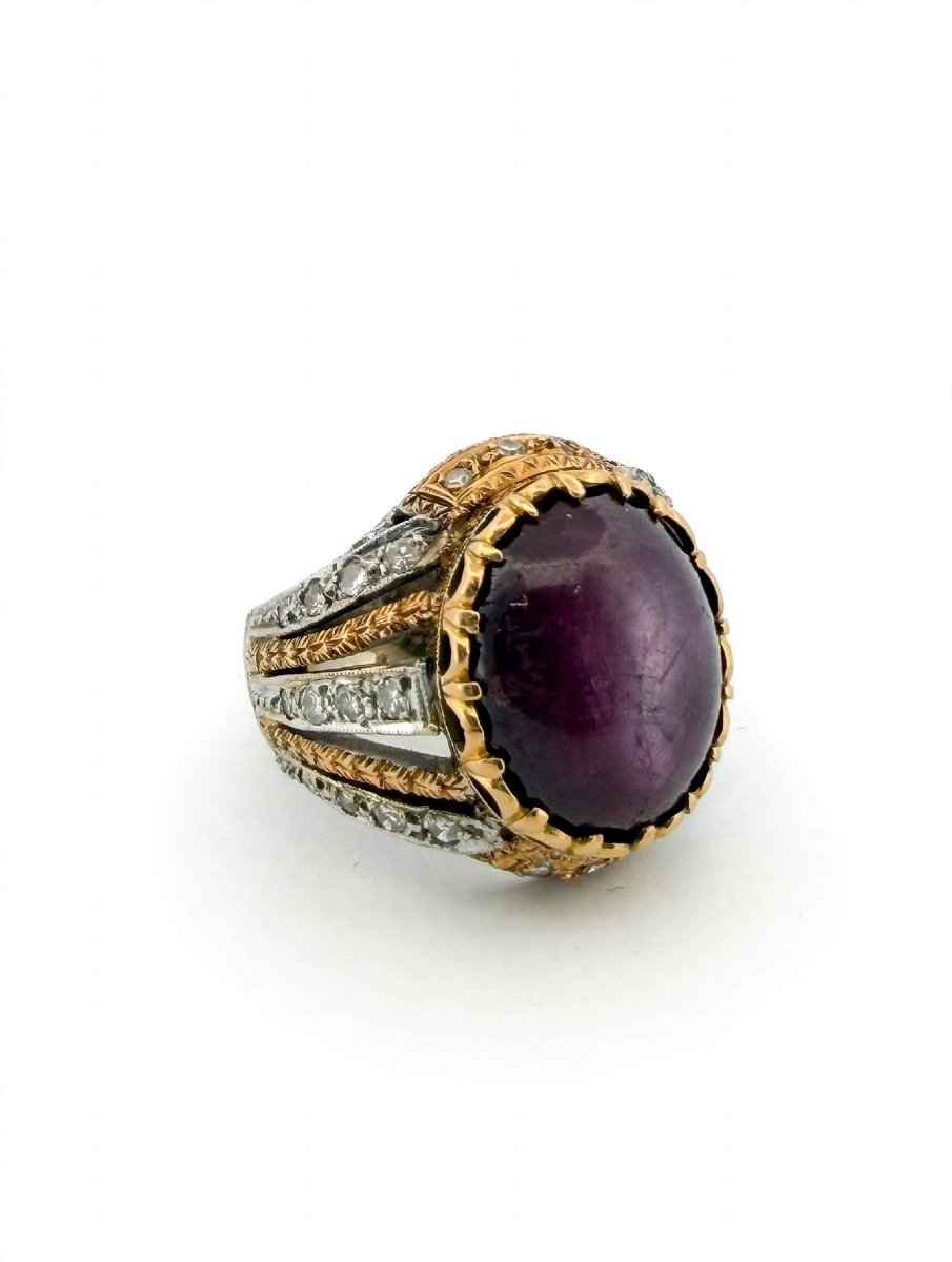 Anello Cocktail in Oro Giallo e Bianco 18Kt con Zaffiro Stellato e Diamanti-photo-4