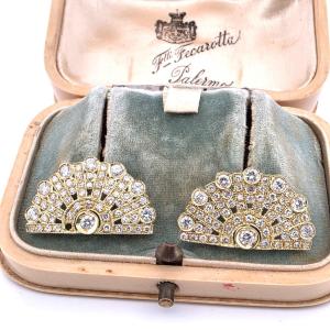 Orecchini anni 40' in oro giallo 18kt con diamanti Peso Gr 6,00 Diamanti Ct 2.50 circa approx G