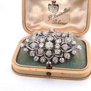 Spilla in oro bianco 18 kt con diamanti
