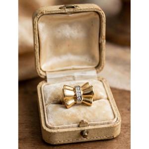 Anello Vintage anni 50-60 in Oro giallo 18Kt con Diamanti Ct 0.30