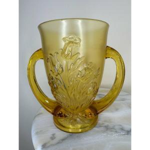 Verlys, Very Pretty Vase In Gold Pressed Molded Glass, Model "les Campanules"
