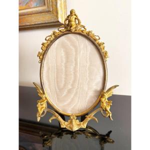 Oval Frame In Gilded Bronze, Chiseled
