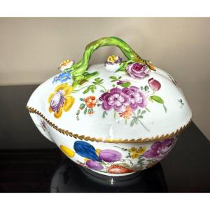 Box, Candy Dish In German Porcelain With Polychrome Floral Decoration.