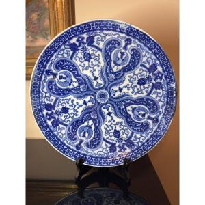 Japanese Igezara Porcelain Dish, Phoenix Motif, Circa 1900