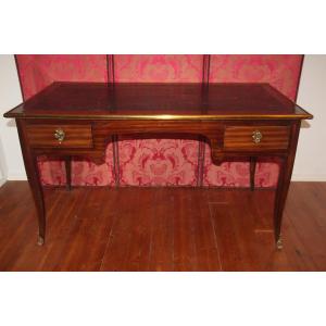 Flat Desk In Satinwood, Louis XV Period, 18th Century.