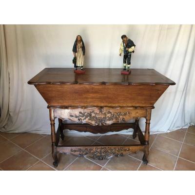 Kneader Provençal 18th Walnut Blond