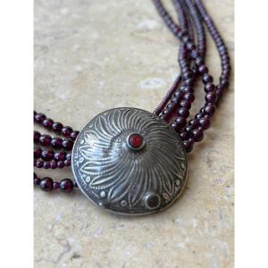 Burmese Garnet And Silver Bead Necklace
