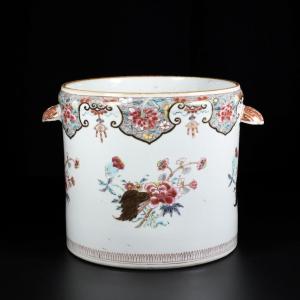 Large Famille Rose Wine Cooler - China 18th Century Qianlong Period