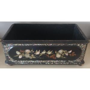 Wooden Centerpiece Planter With Mother-of-pearl Inlays, Birds And Flowers
