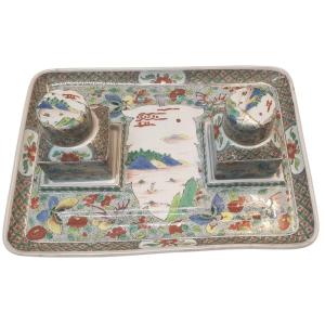 Chinese Famille Verte Porcelain Inkwell From The Late 19th Century