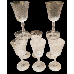 8 Saint Louis Virginia Pattern Glasses, 15.5 Cm High 