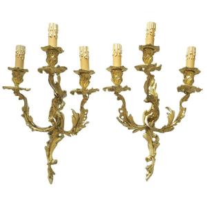 Pair Of XIXth Louis XV Style Wall Lights In Gilt Bronze With Three Arms Of Lights