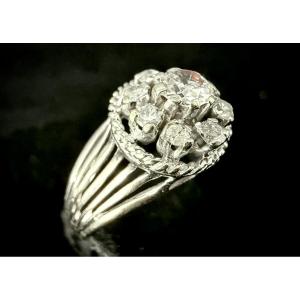 White Gold Ring Adorned With 0.80 Carats Of Diamonds