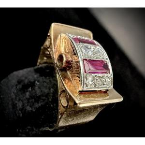 Knot Ring In Yellow And White Gold Set With Synthetic Diamond And Ruby Roses