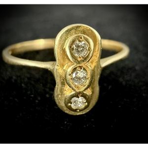 Yellow Gold Ring Set With Three Diamonds