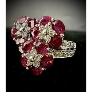 Cocktail Ring - 2.50 Ct Of Natural Rubies And 0.85 Ct Of Diamonds - 18k White Gold Setting