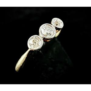 Antique Ring In Yellow Gold And Platinum Set With 3 Old-cut Diamonds