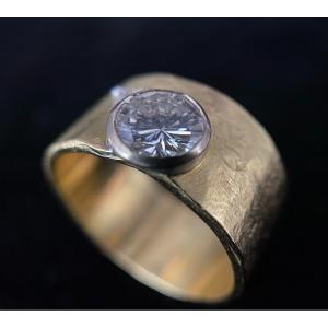 Ring In 18k Yellow And White Gold + 1 Brilliant Cut Diamond Of 1 Carat (vs-g / H)