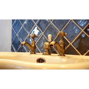 Large Porcelain Sink 70 х 53cm