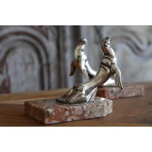 Seal-shaped Bookend. Art Deco. Signed H. Moreau