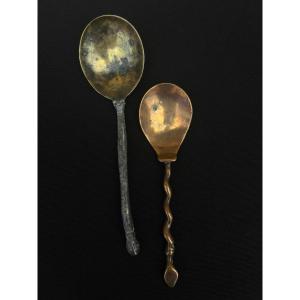 Set Of Two 17th-18th Century Spoons