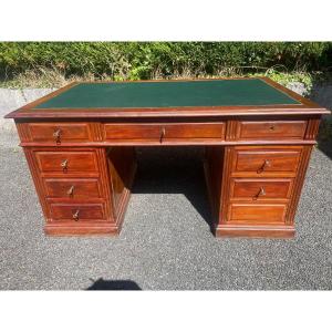 20th Century Mahogany Pedestal Desk 