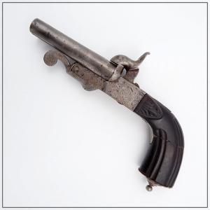 Double Barrel Hunting Pistol - Engraved With Foliage - Fluted Walnut Stock