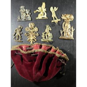 Surprise Lot, Small Bronzes And 19th Century Furniture Hooks