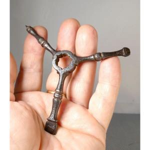 Multiple Arquebusier Key, 3 Screwdrivers, Central Adjustment, 17th Century