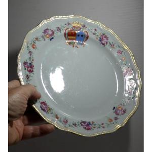 Armored China Export Porcelain Plate, Marquis Crown, Wedding Plate, 18th Century