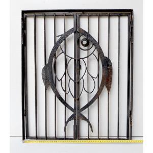 Petite Porte Fer Forgée Art Déco Au Poisson, Vers 1930