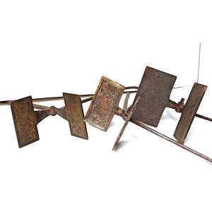 Set Of 3 Wedding Waffle Irons With Prestigious Coats Of Arms, 18th And 19th Century