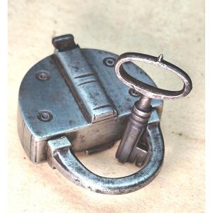 Impossible Padlock, French Locksmithing From The Louis XV Period, Secret Recipe.