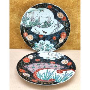 Two Lovely Japanese Plates, Arita, Late 19th Century, Blue Signature.