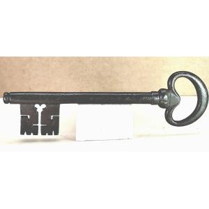 Large Church Key, 25cm, Early 18th Century, Indestructible