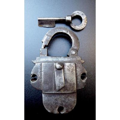 Chest Padlock, Nuremberg 17thc, One Key, Good Condition