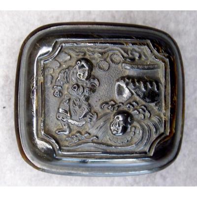 Manju Netsuke, Buffalo Horn, Japan Meiji, The Escape