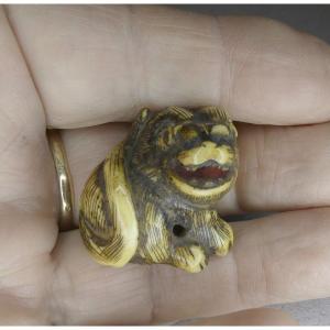 Animal Netsuke, Carved Bone: Guard Lion Dog, Japan - Circa 1900