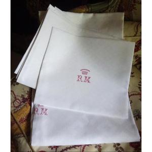 Rectangular Damask Tablecloth And Four Matching Napkins With Number And Crown, 19th Century
