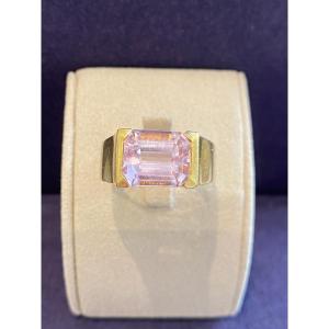 Modern Ring Gold And Kunzite