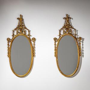 Pair Of Oval Wall Mirrors In Gilded Wood, Italy, Mid-20th Century