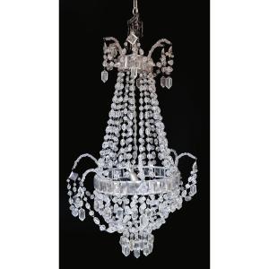 Hot Air Balloon Chandelier With Tassels