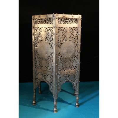 Table «kursi» In The Style Mamelouk