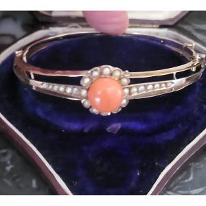 Belle époque Rose Gold Bangle Set With Seed Pearls And Coral 