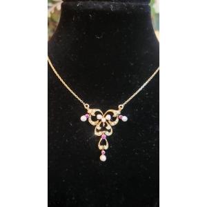 Art Nouveau Necklace In 18k And 15k Gold Adorned With Rubies And Pearls 