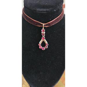 Charles X Pendant In 18ct Gold With Paillon Garnets