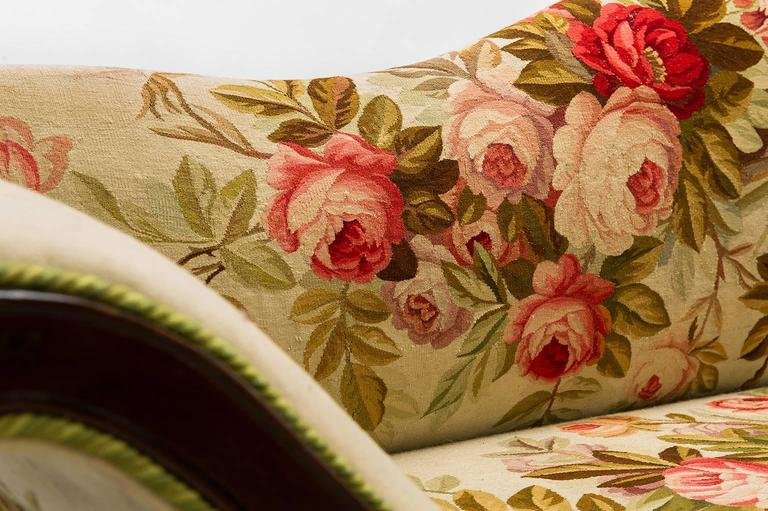 Antico divano Luigi XV, rivestito con un autentico Aubusson d'epoca-photo-2