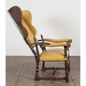 17th Century: Reclining Sick Chair