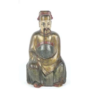 19th Century: Chinese Dignitary In Carved Wood.