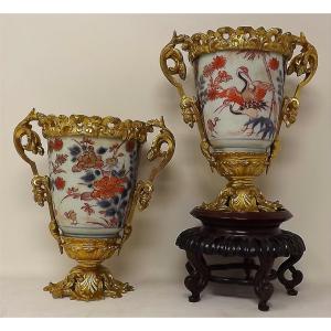 Pair Of 18th-century Japanese Imari Vases With Gilt Bronze Mounts Depicting A Couple Of Cranes With Cranes